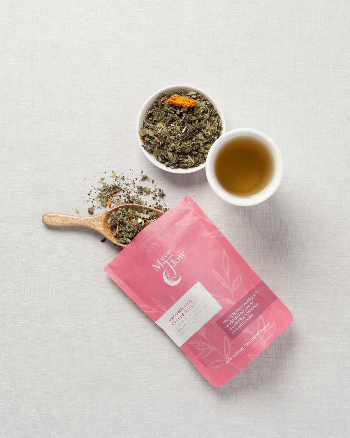Tea Leafs Moon Flow kruidenthee vrouwenmantel cyclus