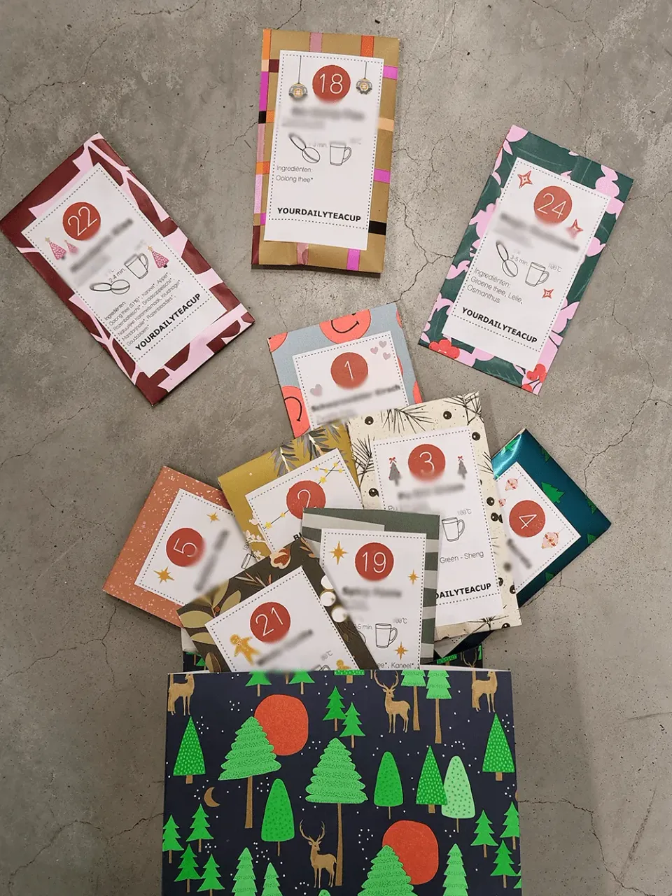 Tea Leafs Adventskalender 2026 thee 24 zakjes Festive Green