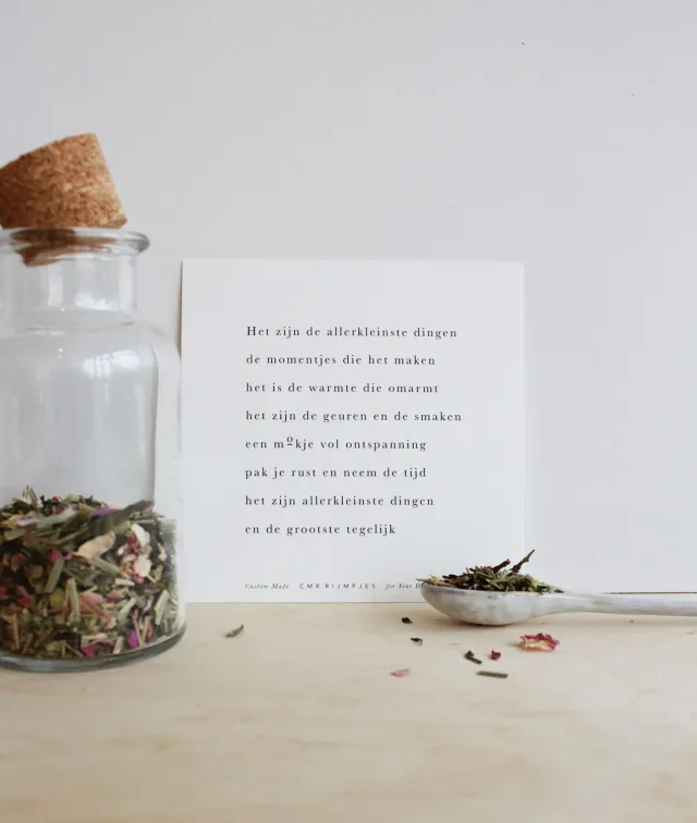 Tea Leafs Theemomentjes gedichtenkaart vierkant 300 grams