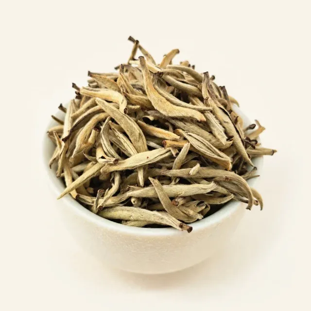 Ming Tea Moonlight White Pu Erh Buds witte thee 50g zoet